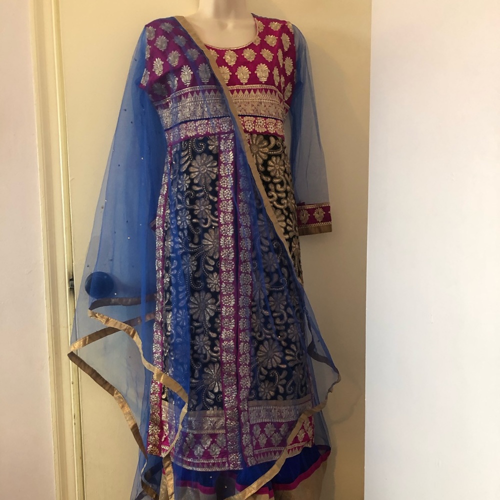Indian Salwar Kameez